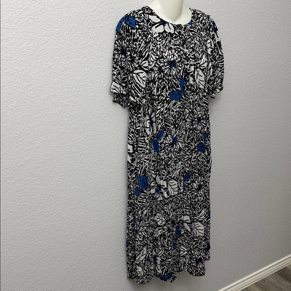 Go Softly Patio Tropical Floral Resort Vacation wearLeaf Print Short Sleeve Midi - Picture 4 of 4